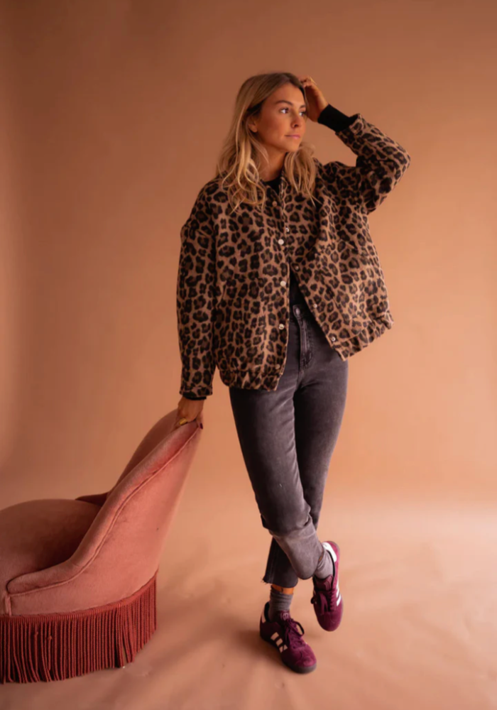 LEONA™ | Stylish Leopard Print Jacket